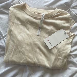 Brand new lululemon pullover